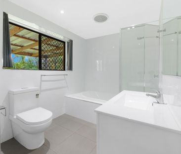 Work from home, dual living, teenage retreat or space for tools/toy... - Photo 4