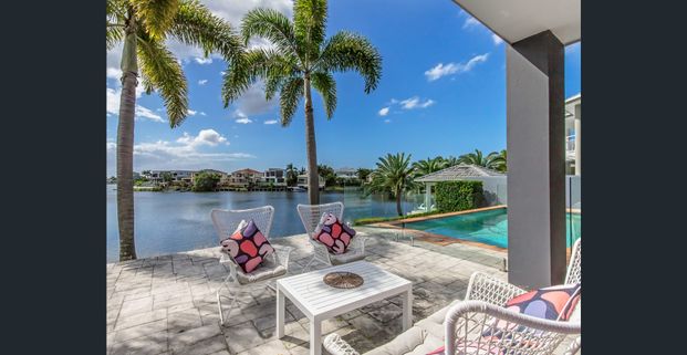 3 Bedroom 3 Bathroom 2 Story Riverfront Home - Photo 1