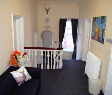 1 bedroom in a house share to rent - Photo 6