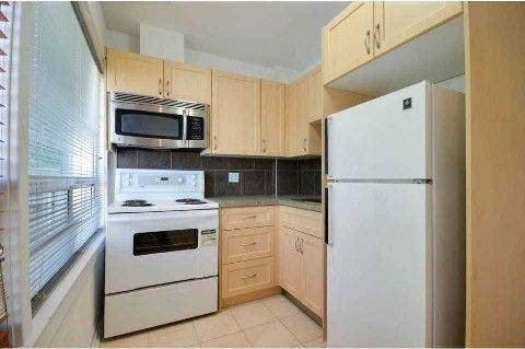 For Lease - 979 Mount Pleasant Road Unit# (Upper), Toronto, Ontario - Photo 1