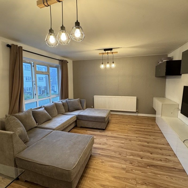 Wakehams Green Drive, CRAWLEY - Photo 1