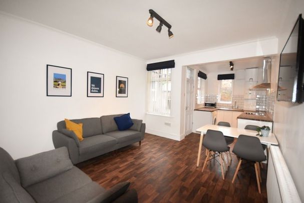 5 bedroom house share to rent - Photo 1