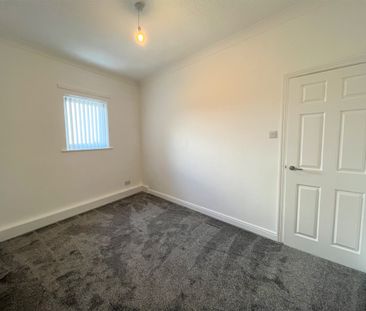 1 Bed Apartment - Photo 3