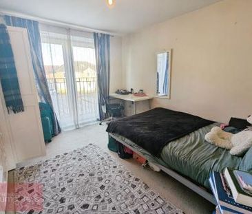 St Lukes Court, Hatfield, AL10 - Photo 3