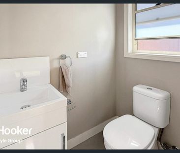 Stylish Living Just Steps from Camden’s Town Centre - Photo 3