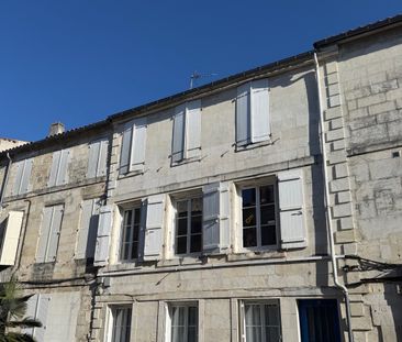 Location Appartement 3 pièces 62m² ROCHEFORT 17300 - Photo 3