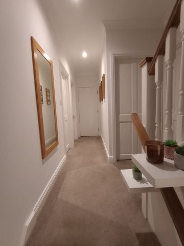 Room in a Shared House, Kingsway, SW14 - Photo 4