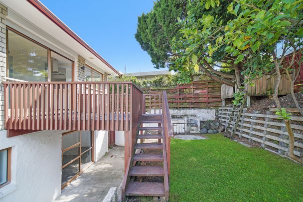 Recently renovated 5 bed 3 bathroom classic house - Photo 1