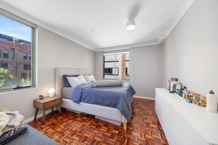 Contemporary Elegance in Prime City Locale - Photo 3