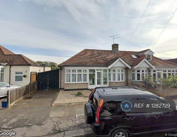 3 bedroom bungalow to rent - Photo 1