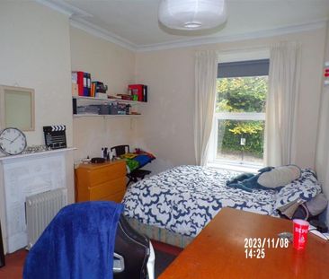 389 Crookesmoor Road - Photo 4