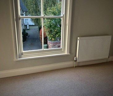 3 bedroom end of terrace house to rent - Photo 6