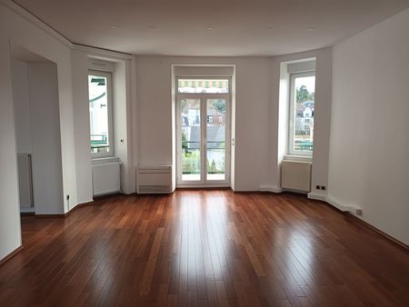 Location Appartement 5 pièces 185m² - Photo 2