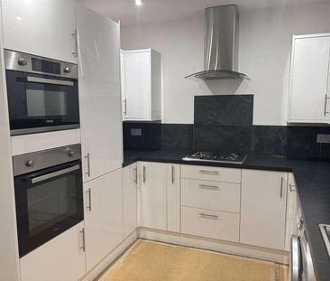 Pereers Close, Holt, NR25 - Photo 6