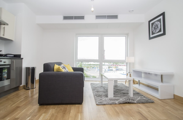 River Heights, High Street, London - Photo 1