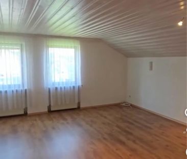Mansardenwohnung - Foto 1
