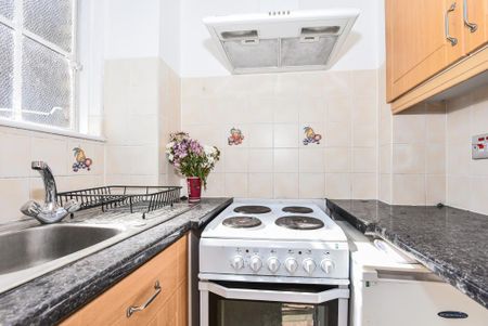 Studio to rent - Photo 3