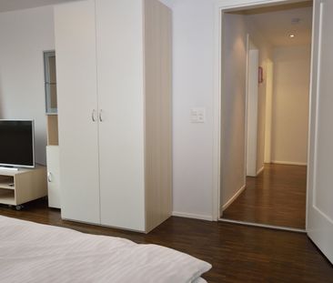 Charmantes 1,5-Zimmer-Wohnung mit Balkon im Seefeld-Bezirk von Zürich - Photo 4