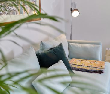 Strak gerenoveerde studio-penthouse met slaapkamer, groot zonneterr... - Foto 4