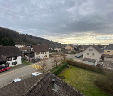 2.5-room apartment in Vendlincourt with large shared garden - Photo 3