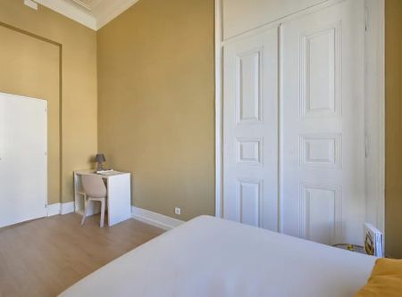 Largo Vitorino Damásio, Lisbon, Lisbon 1200-872 - Photo 5