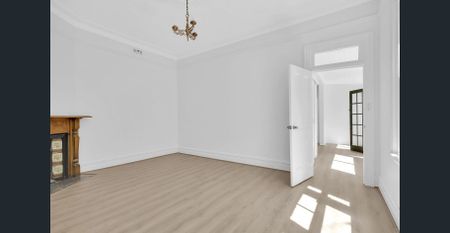 Family Federation Home in Premier Mosman Enclave - Photo 3