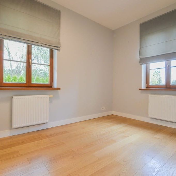 Idealny! Cichy apartament z ogrodem i tarasem ! 79 m² - Фото 1