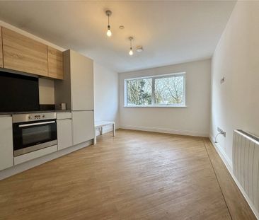 Wimborne Road, Poole, Dorset, BH15 - Photo 5