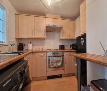 1 bedroom flat to rent - Photo 5