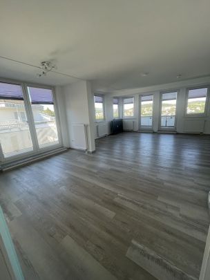 PENTHOUSE-Wohnung mit Weitblick über Siegen - Photo 1