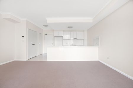 210/344 Great Western Highway Wentworthville - Photo 2