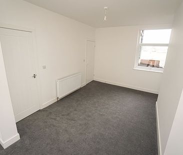 Crown Lane, Horwich, Bolton - Photo 1