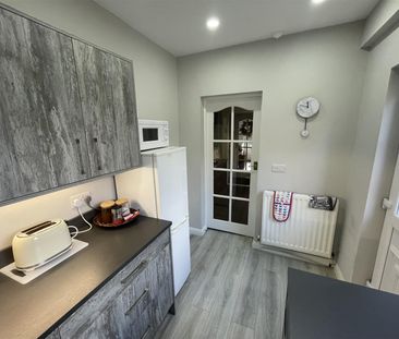 23 Springfield Drive, - Photo 2