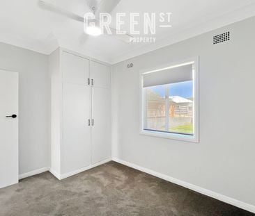 Newly Renovated 3-Bedroom Home – Convenient Location - Photo 5