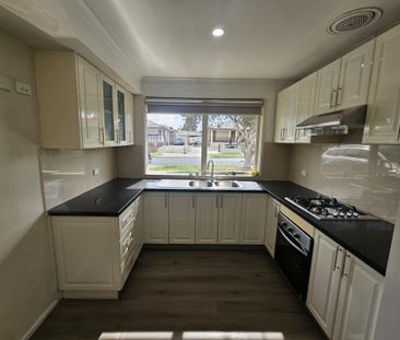 FAMILY HOME IN A GREAT LOCATION - Photo 6