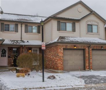887 Bay Street - Photo 1