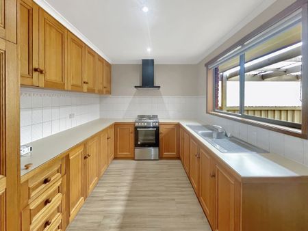 224 Learmonth Road, Wendouree - Photo 5