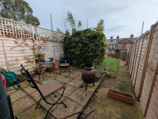 2 bedroom house to rent - Photo 1