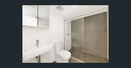 Huge indoor/outdoor open plan living - Photo 2