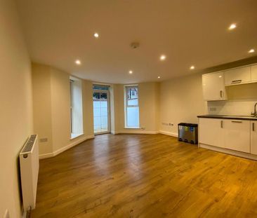 2 bedroom apartment to rent - Photo 6