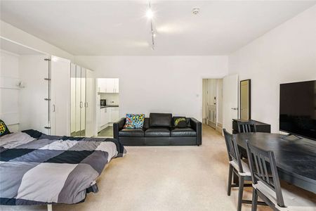 A bright and expansive self-contained studio apartment benefitting from high ceilings and a private terrace, walking distance to Gloucester Road Station - Photo 5