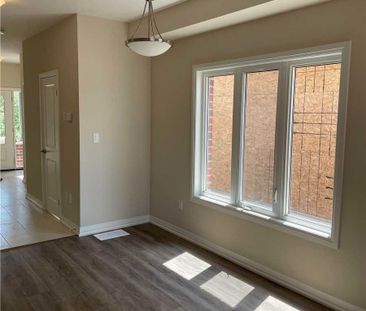 For Lease - 9255 White Oak Avenue, Niagara Falls, Ontario - Photo 2