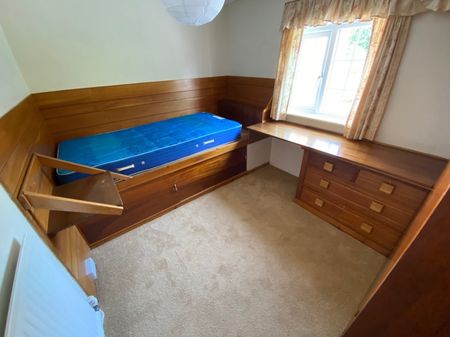 Babbington - Photo 2