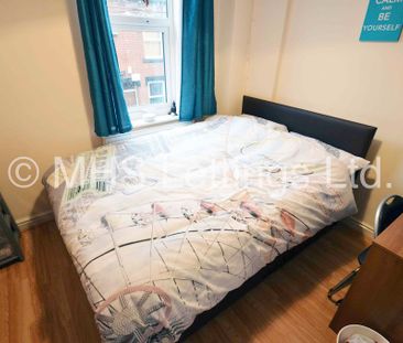 4 Bedroom End Terraced House for rent in William Street - Photo 5