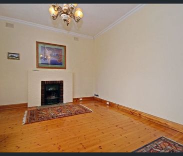 Your Family's Haven Awaits! - Photo 1