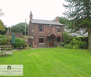 2 bedroom cottage to rent - Photo 1