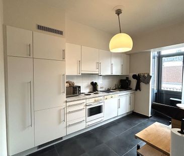 Mooi appartement met 2 slaapkamers, ruime woonkamer gelegen vlakbij... - Foto 6