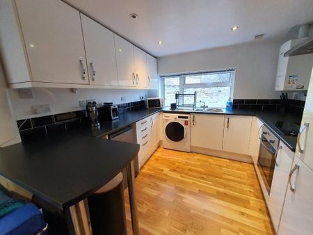 2 bedroom apartment to rent - Photo 5