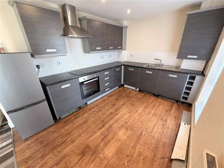 2 bedroom apartment to rent - Photo 4