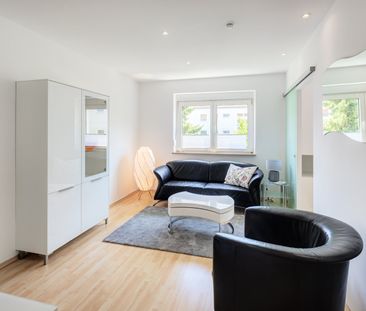 Modern 2-room apartment, near U6 Alte Heide - Photo 1